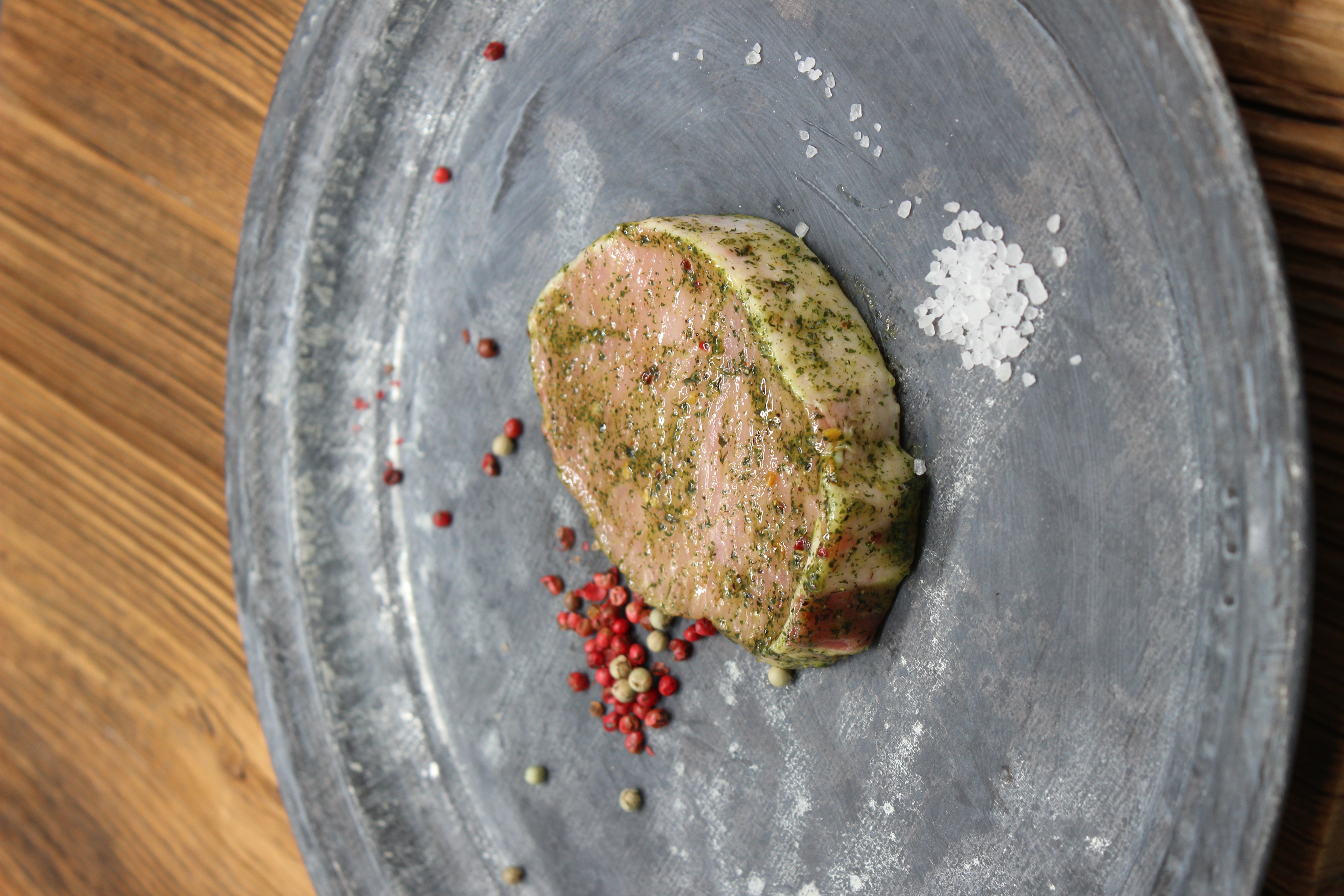 Kotelett Steaks Grün Gewürzt (Grillfleisch)